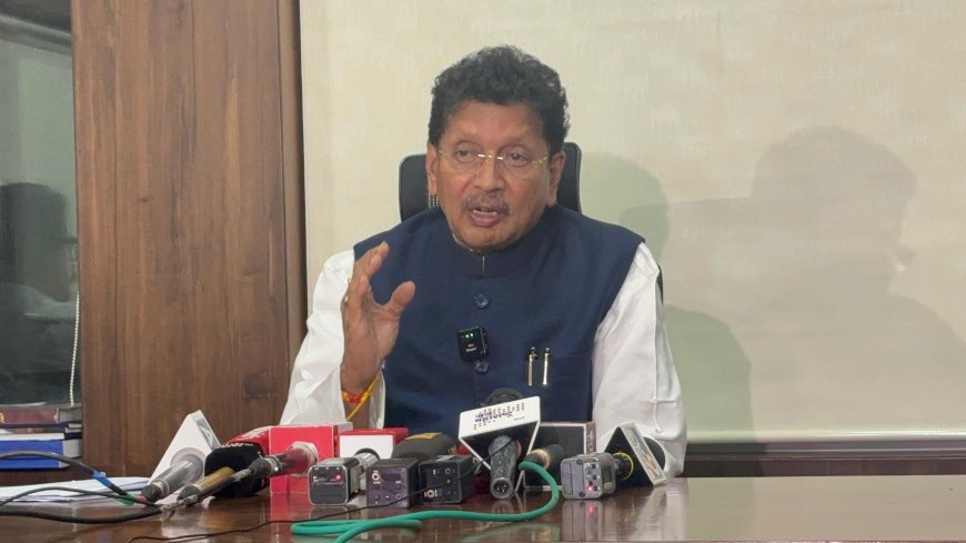 बदलापूर घटनेतील दोषींवर कडक कारवाई करण्यात येणार - केसरकर.