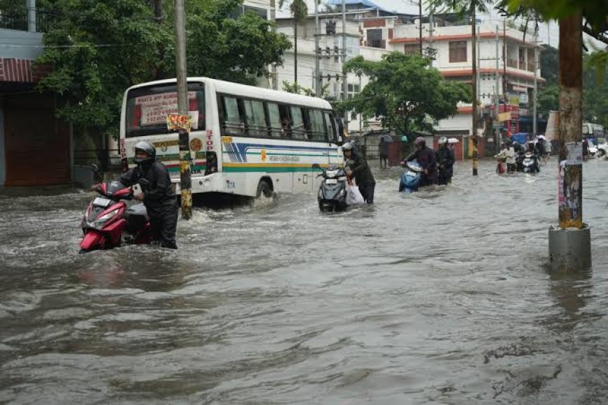Areas of Guwahati submerged due to heavy rains, life disrupted