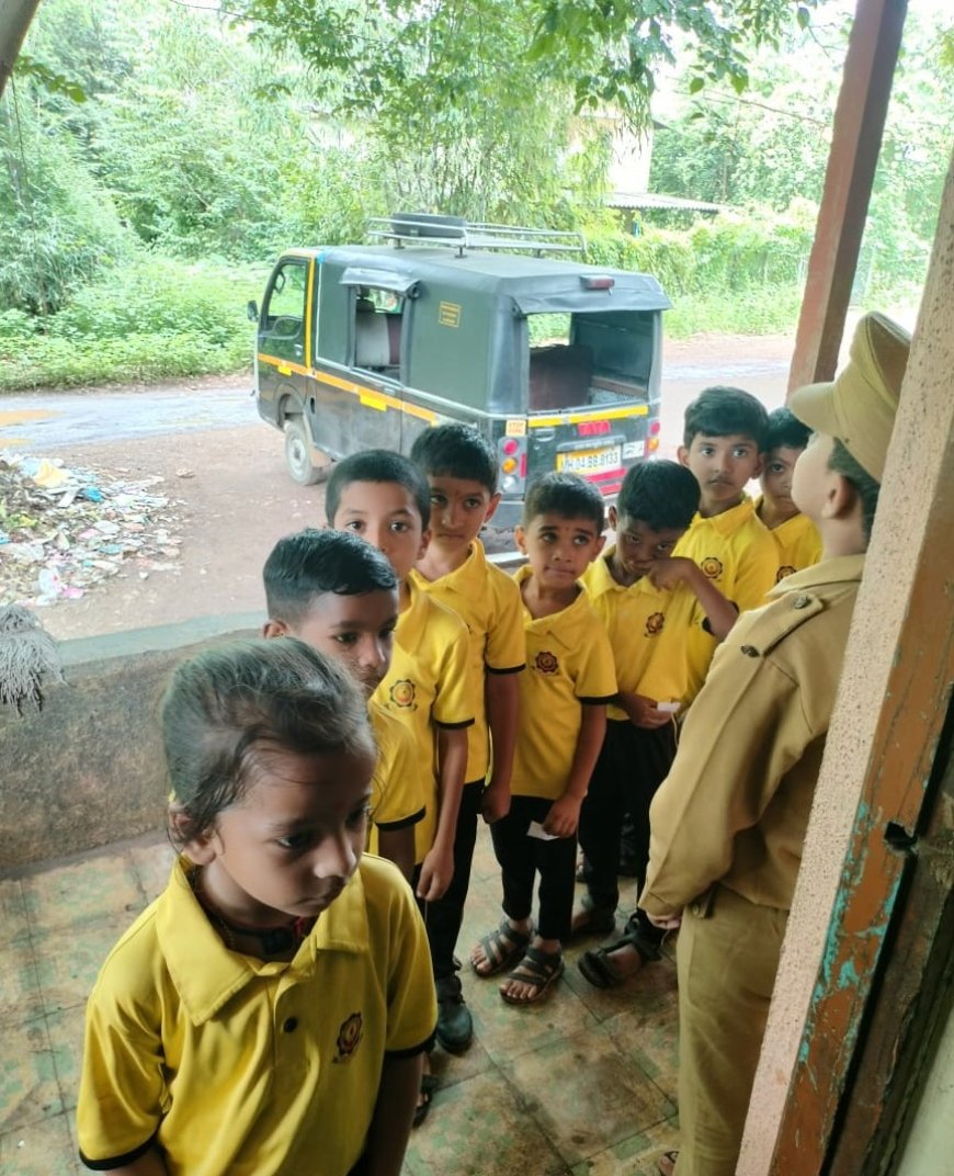 विद्यार्थ्यांनी घेतला निवडणूक प्रक्रियेचा अनुभव छत्रपती इंग्लिश स्कूलचा अभिनव उपक्रम