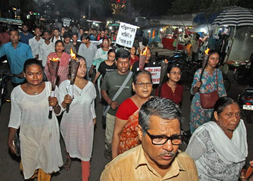 RG files case: Parents accuse police of covering up the matter and offering a bribe.