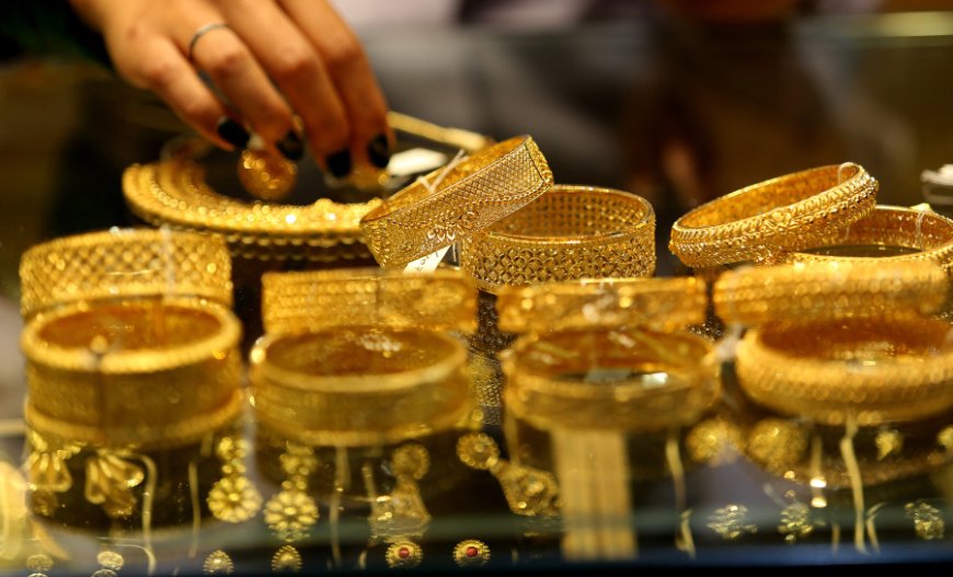 Gold and silver became cheaper in bullion market