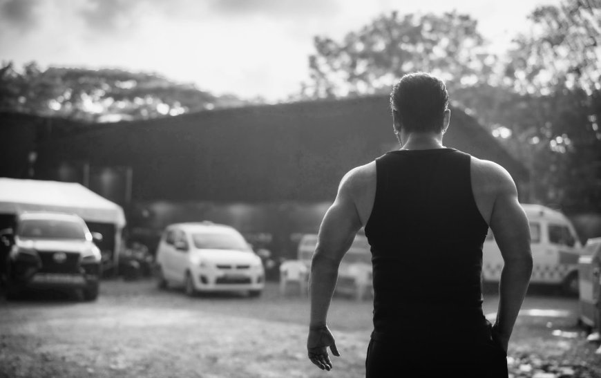 Sajid Nadiadwala announces 'Kick 2' from the sets of 'Sikandar,' shares a picture of Salman Khan