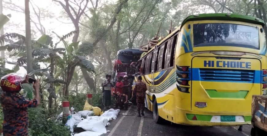Road Accident in Bangladesh Early Today, Five Dead, Over 27 Injured