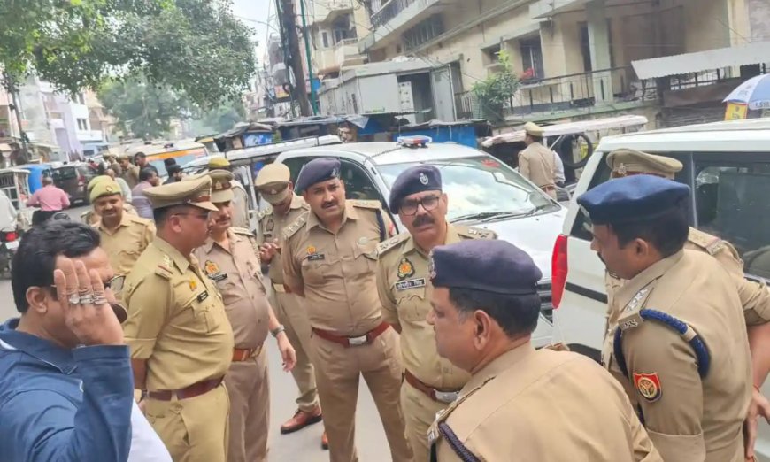 बहराइच हिंसा में क्षेत्राधिकारी रुपेंद्र गौड़ हटाए गए, रवी खोखर को मिला चार्ज - चार दिन से इंटरनेट सेवा निलंबित, कराेड़ाें का व्यापार प्रभावित